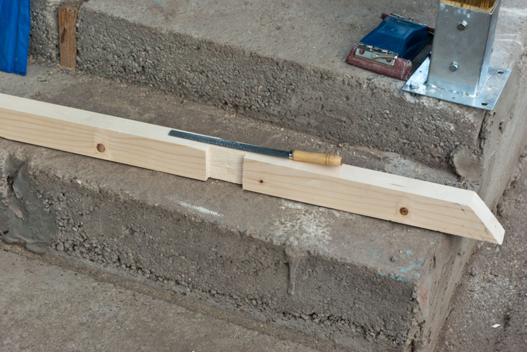 X-shaped balusters joint