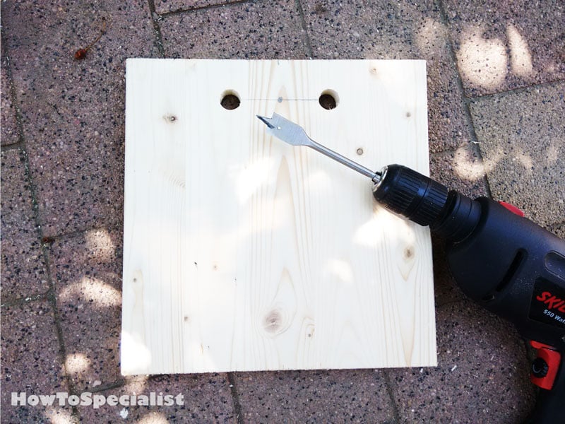 Drilling-holes-for-the-handles