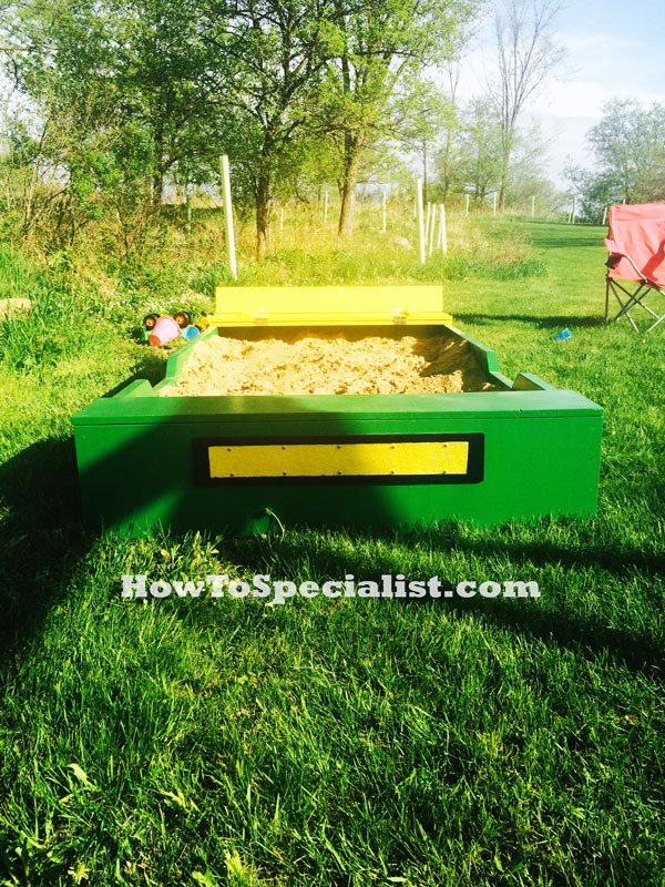 DIY-John-Deere-Sandbox