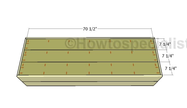 Attaching the bottom slats