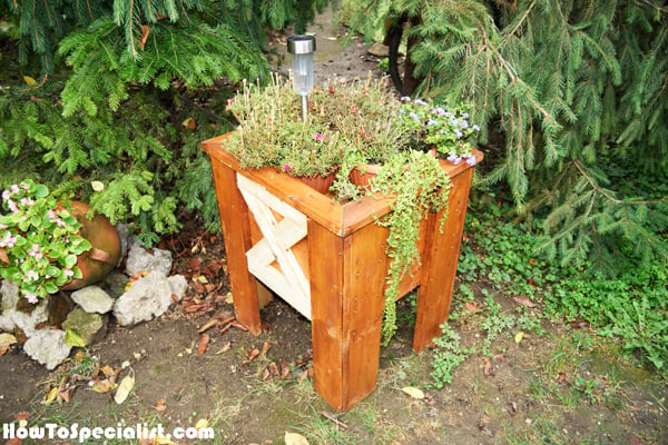building-a-wood-planter-box