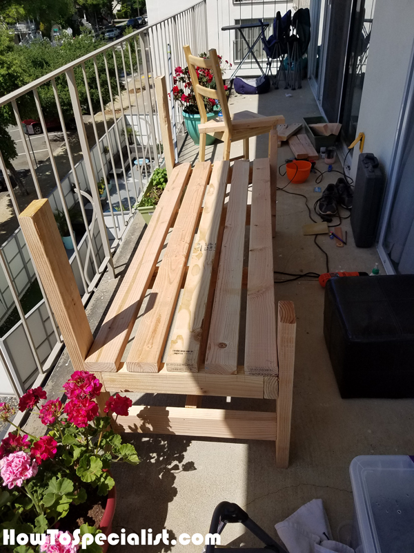 Assembling-the-2x4-bench