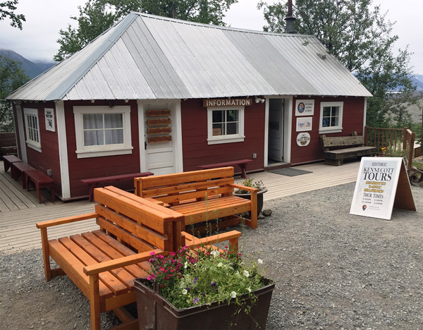 Simple-Outdoor-Benches