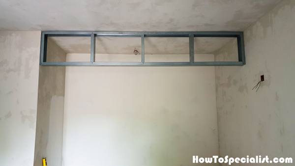 Metal-stud-wall-partition-frame