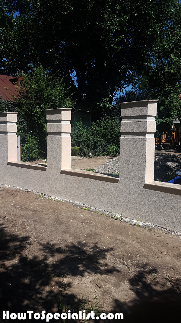Decorative-paint---Concrete-Fence