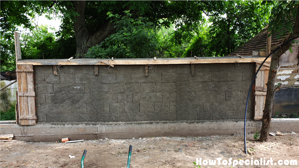 Cement-rendering-the-brick-wall