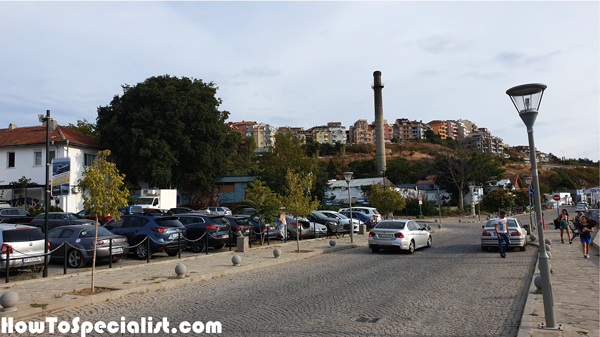 Typical-coast-street-in-Sozopol