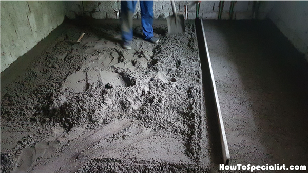 Floor-screeding