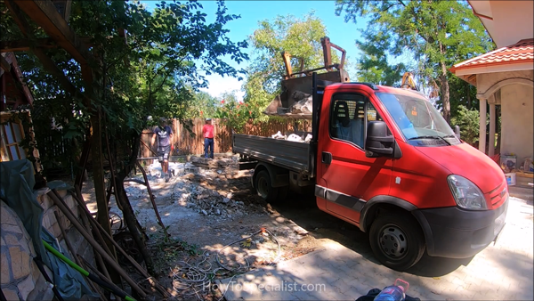 Unloading-debris-into-the-dump-truck