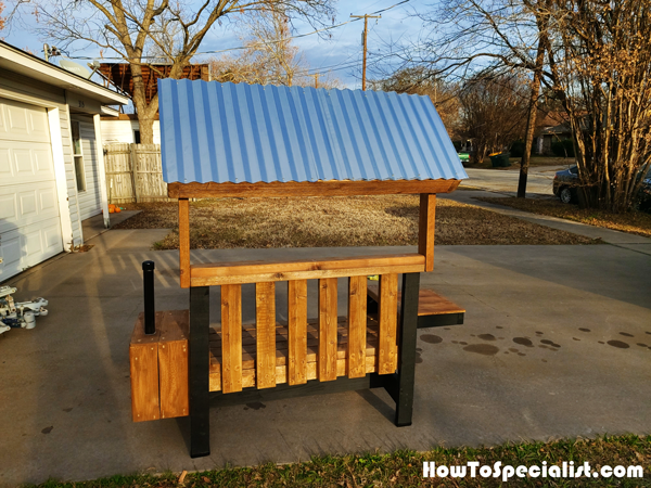 2x4-Bench-with-Roof---DIY-Project