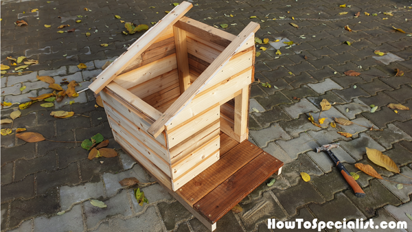 Fitting-the-slats-to-the-exterior-of-the-cat-house