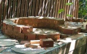 Installing the bricks refractory mortar