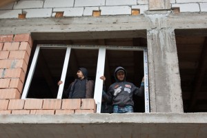 Installing vinyl windows