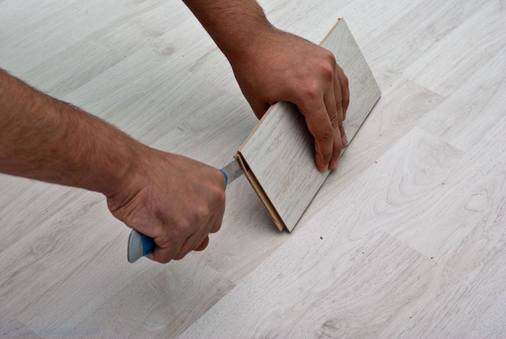 How to lay laminate flooring on concrete HowToSpecialist