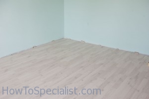 How to lay laminate flooring on concrete