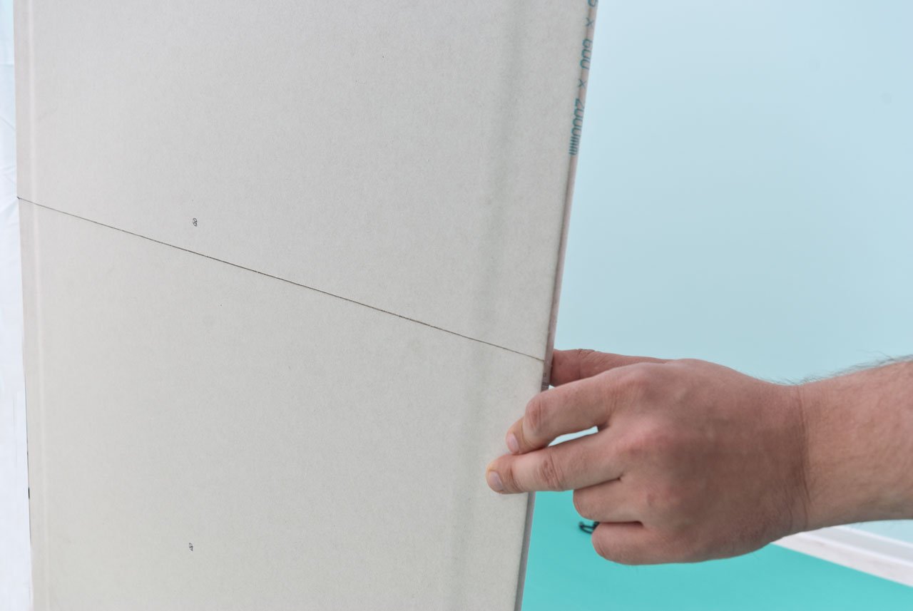 How to cut sheetrock