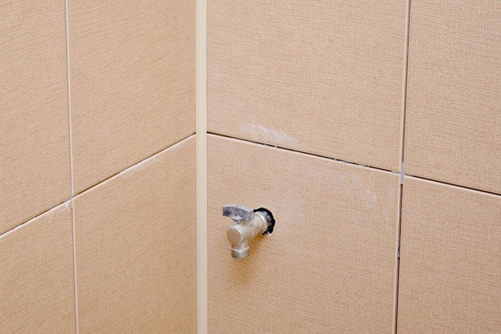 How To Tile Inside Corners, Bathroom Tile Edge Trim