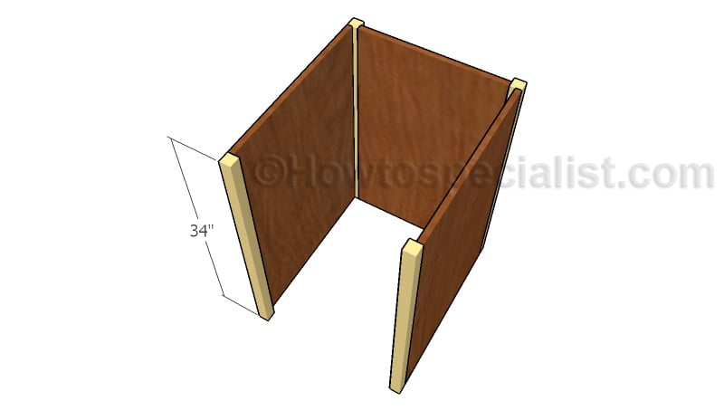 Assembling the tool stand