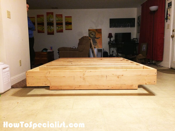 diy queen size floating bed howtospecialist - how to