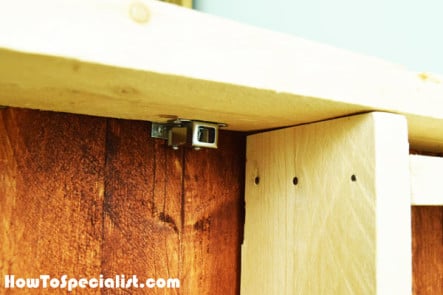 Latch—Detail | HowToSpecialist - How to Build, Step by Step DIY Plans