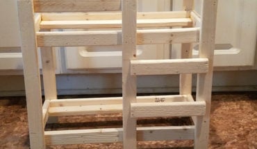 Building-a-doll-bed