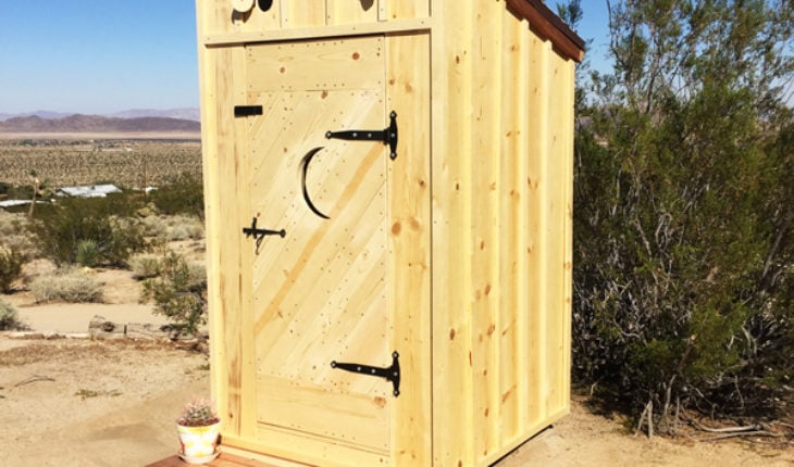 DIY-Lean-to-outhouse
