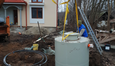 Installing-the-septic-tank