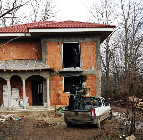 Easy Installing-PVC-windows-to-brick-house