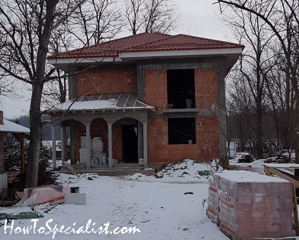 Metal-shingles-for-the-roof-of-the-house