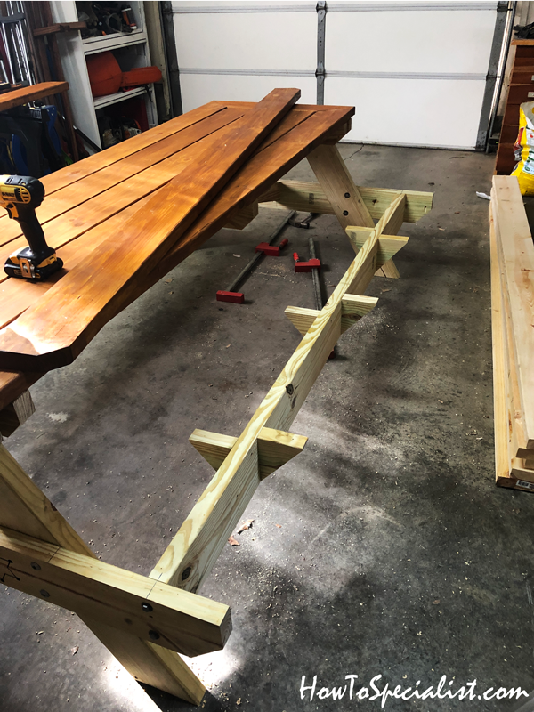 DIY 8 foot Picnic Table HowToSpecialist - How to Build ...