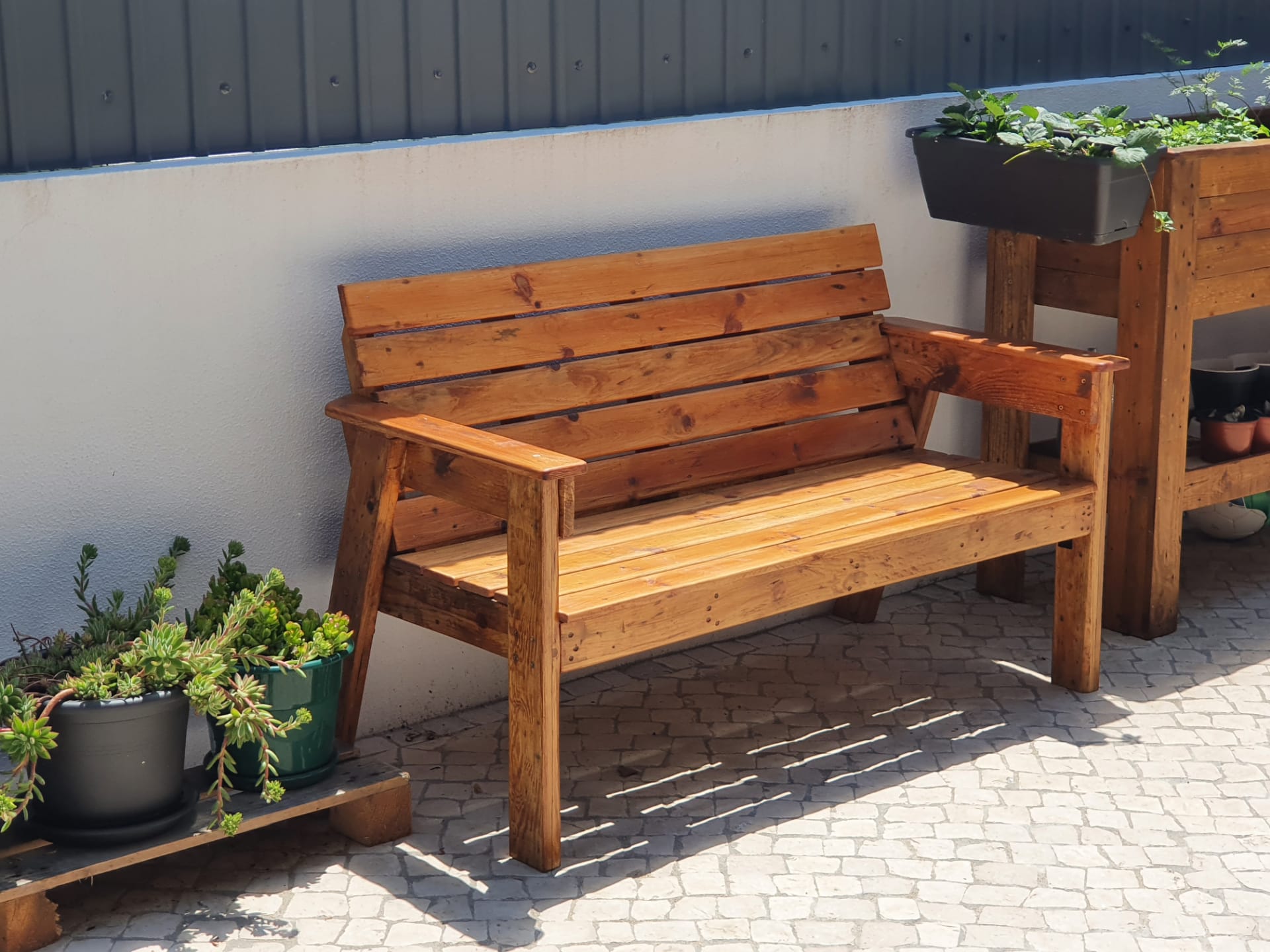 2x4 Garden Bench Howtospecialist, Outdoor Bench With Backrest Diy