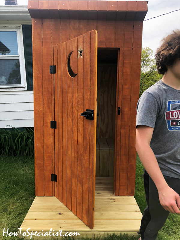 DIY-Outhouse-Project