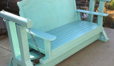 DIY-Glider-Bench-with-Stand