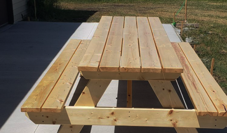 8 ft Wood Picnic Table - DIY Project HowToSpecialist ...