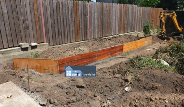 Formwork-for-concrete-retaining-wall