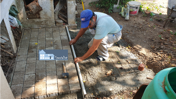 Laying-pavers