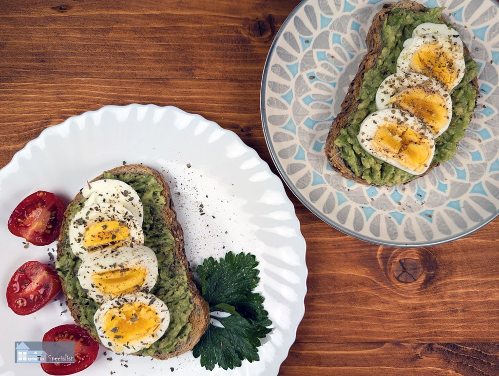 Recipe-for-avocado-toast-with-egg