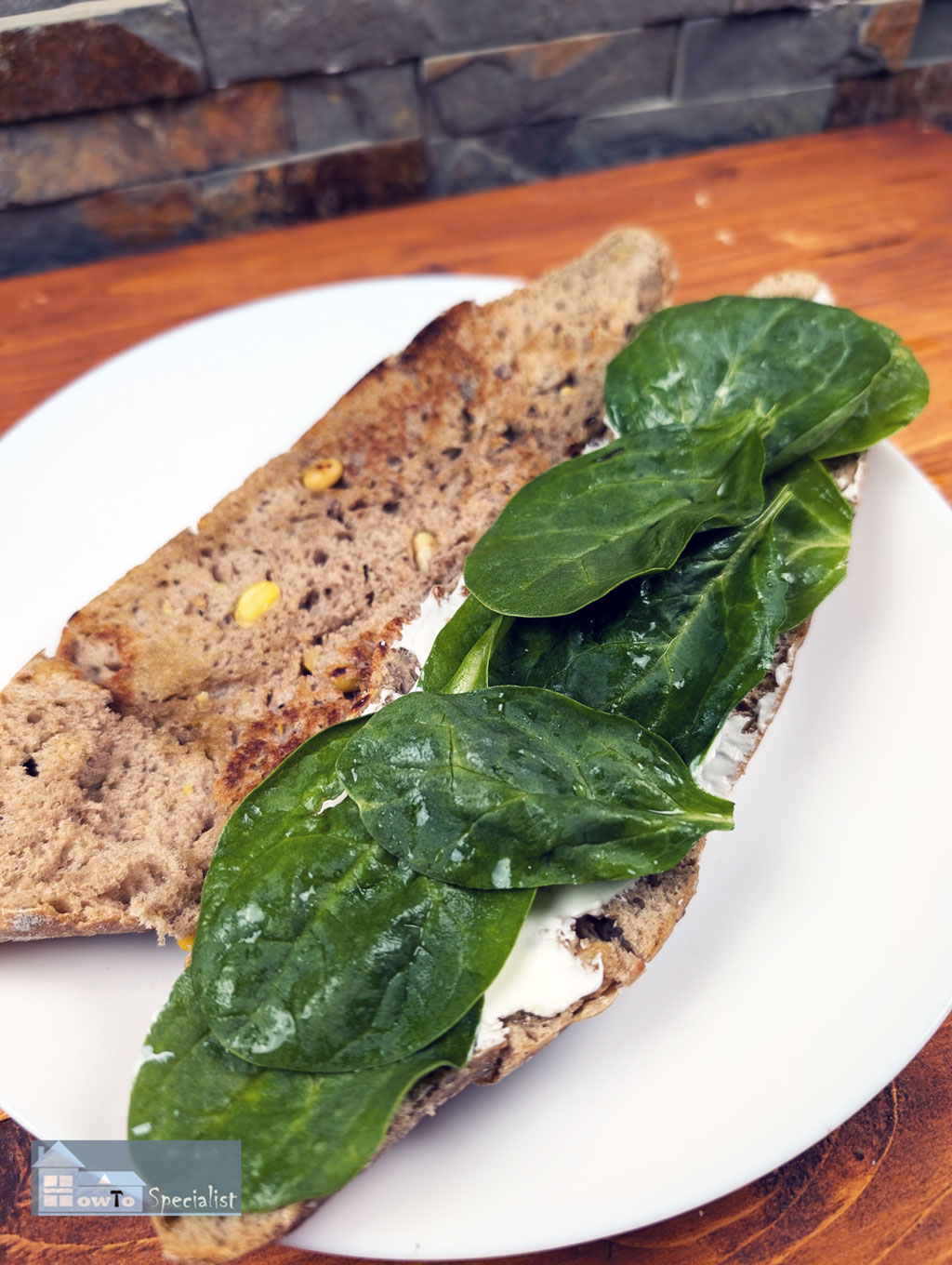 Spinach-on-sandwich